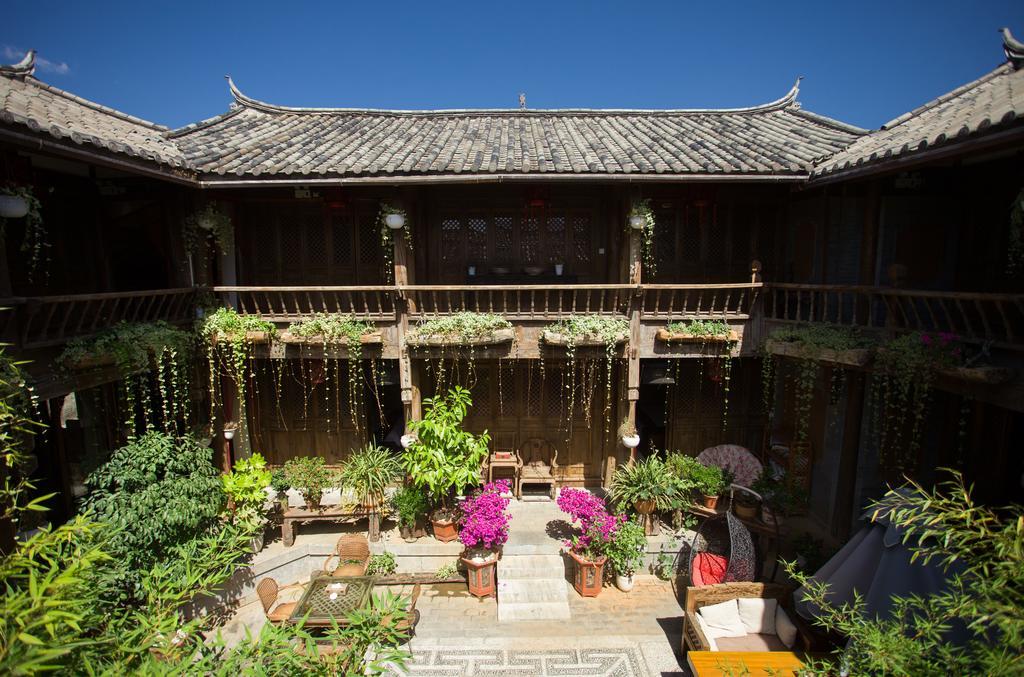 Lijiang Emerald Bay Inn Exterior photo